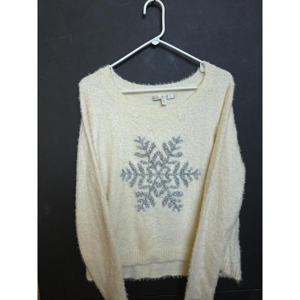 Lauren Conrad Women's White Furry Pullover Sweater Size XL, Silver Snowflake